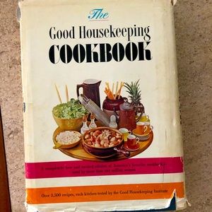 THE GOOD HOUSEKEEPING COOKBOOK  3500 RECIPES 1963 CULINARY HARDCOVER WITH JACKET